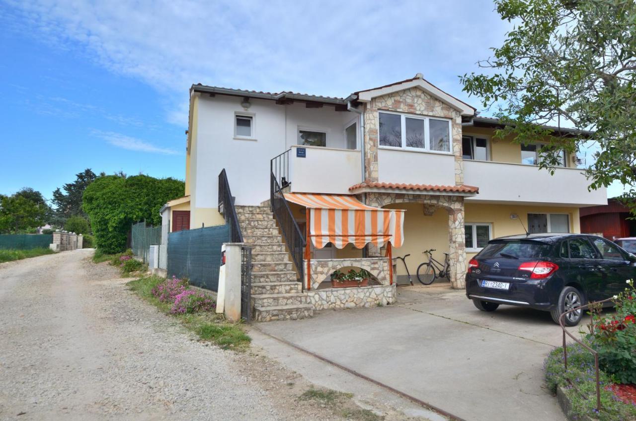 Apartment Emilija Fažana
